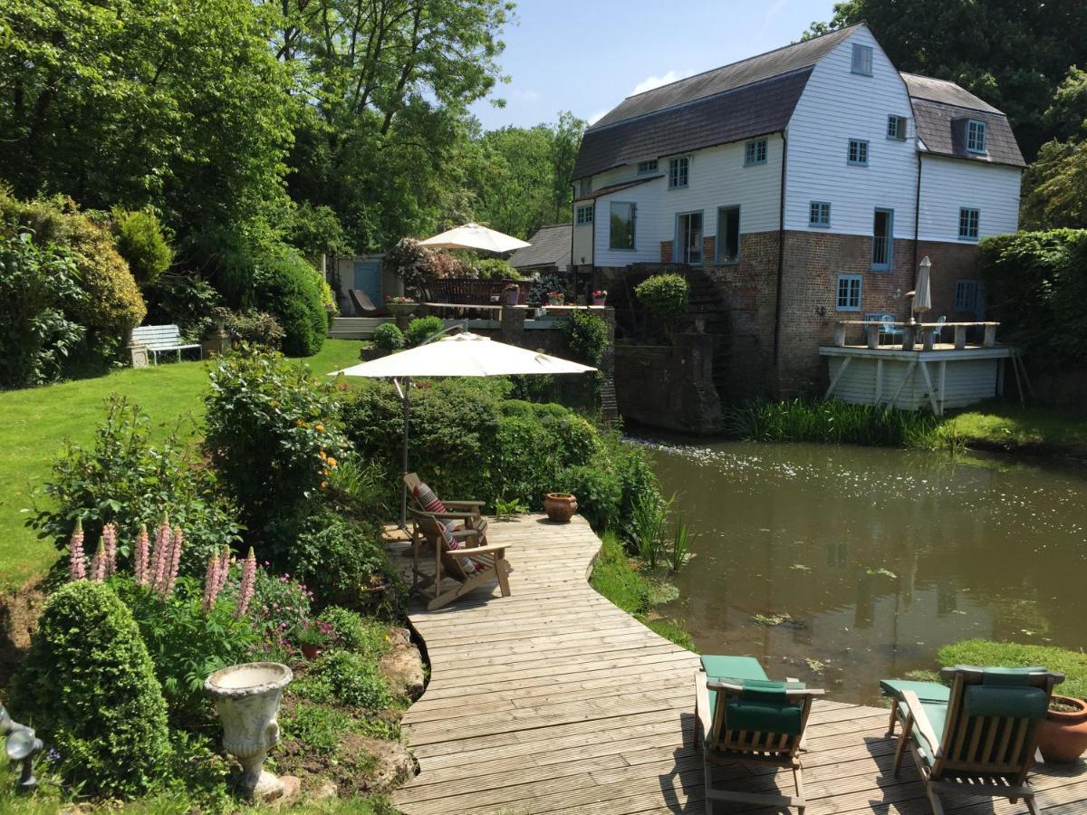 Castle Mill Bed And Breakfast Ντόρκινγκ Εξωτερικό φωτογραφία