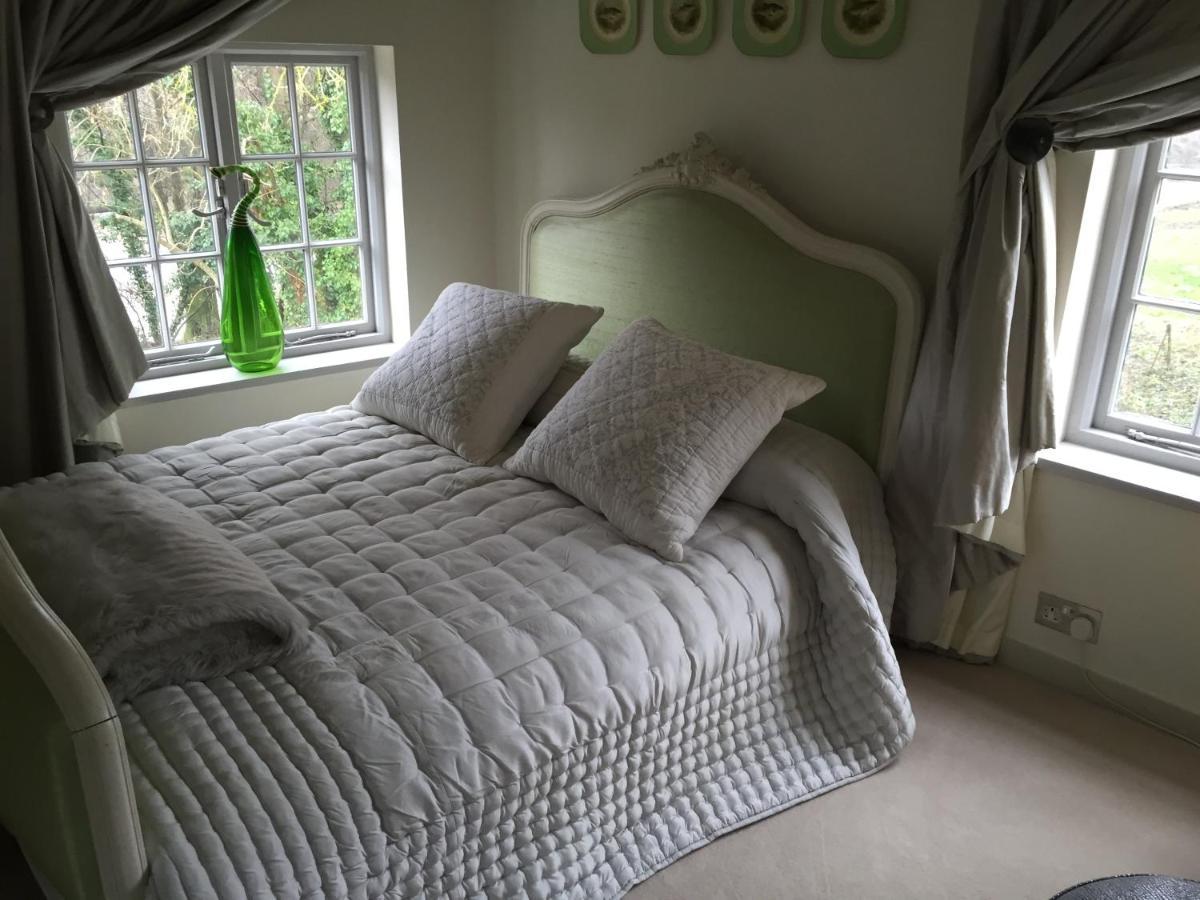 Castle Mill Bed And Breakfast Ντόρκινγκ Εξωτερικό φωτογραφία