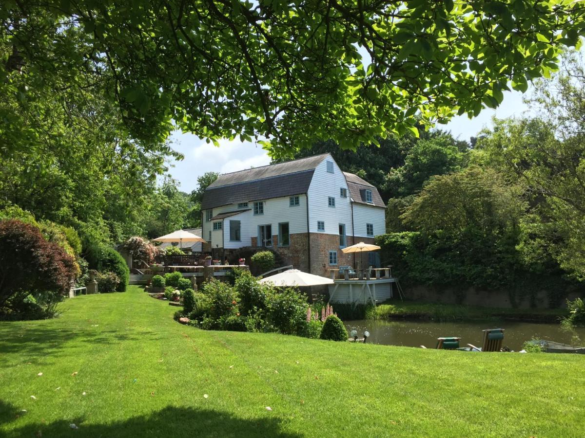 Castle Mill Bed And Breakfast Ντόρκινγκ Εξωτερικό φωτογραφία