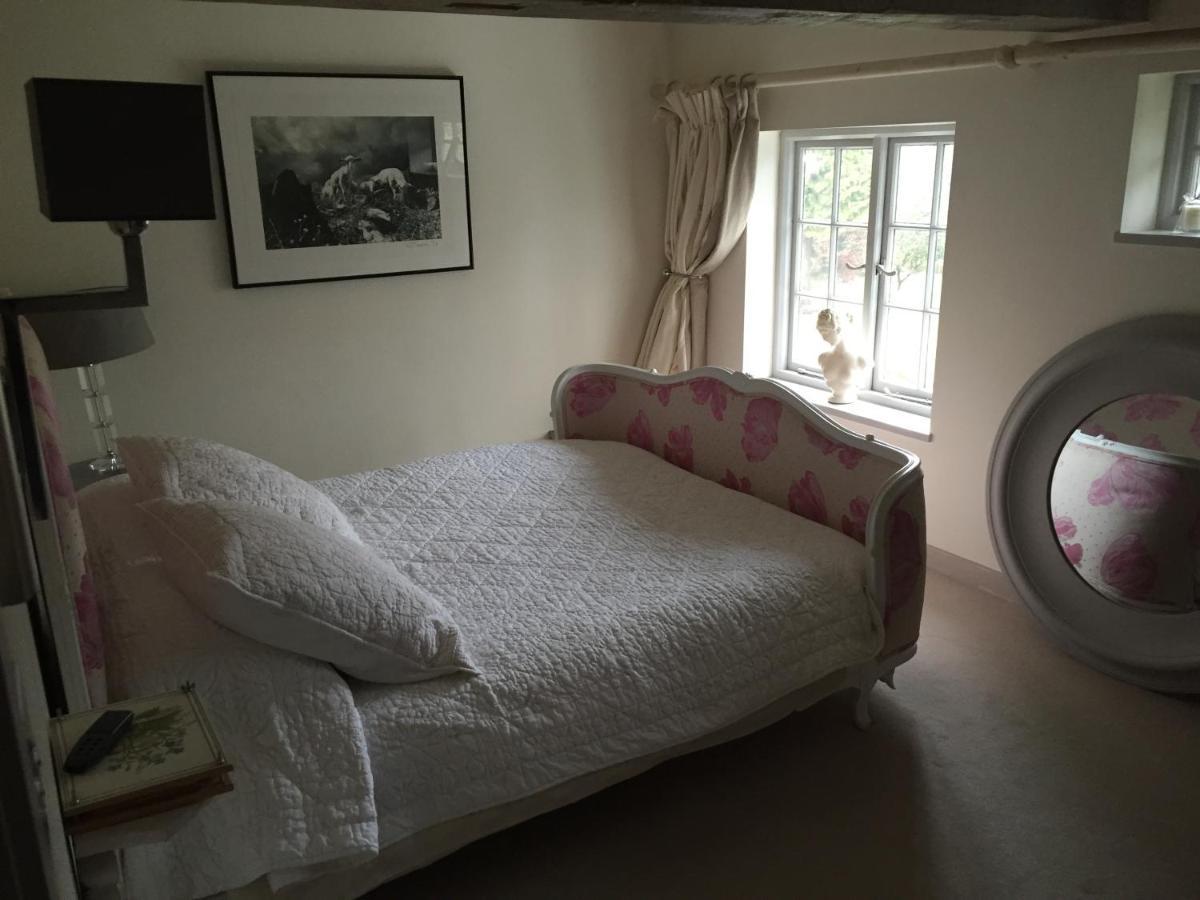 Castle Mill Bed And Breakfast Ντόρκινγκ Εξωτερικό φωτογραφία